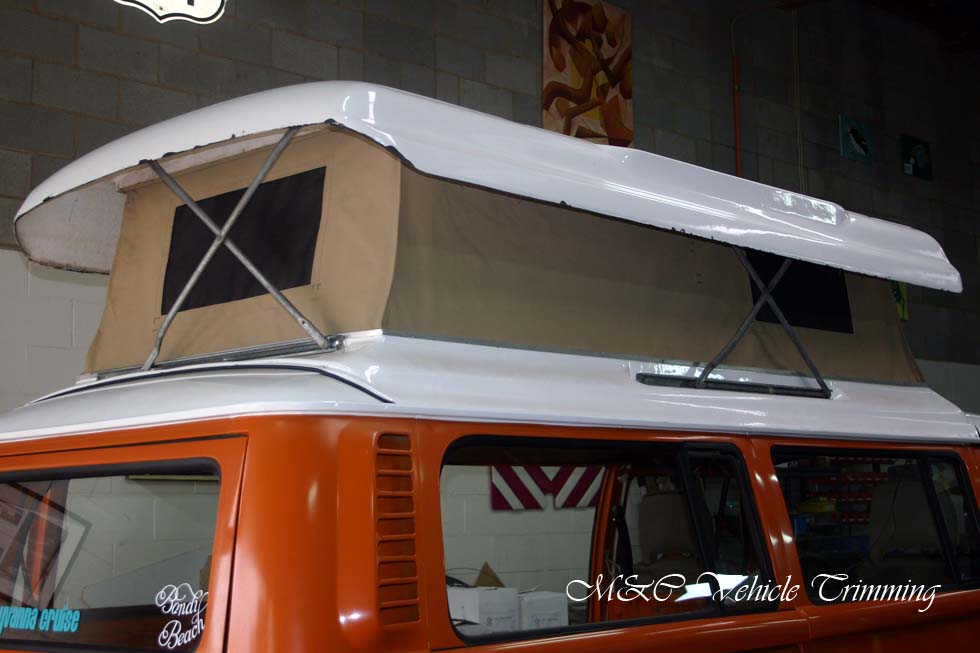 Volkswagen Kombi Bus 1976
